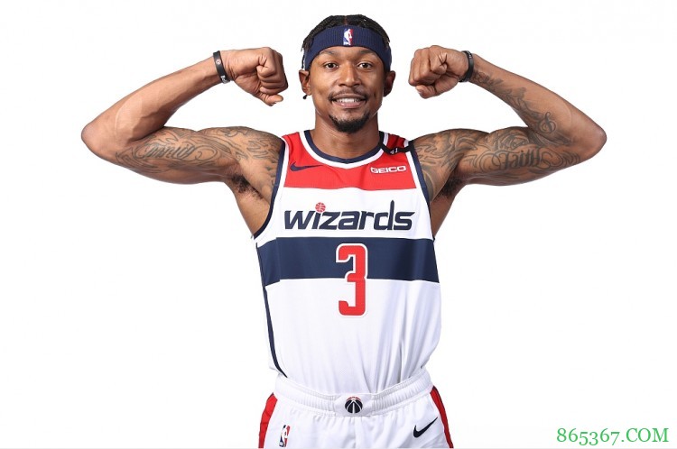 扬眉吐气！比尔今年获得的球迷选票超过了此前生涯总和