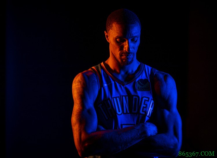 讨论|七位竞争力球队应考虑交易的球员：鲍尔&塔克&雷迪克在列