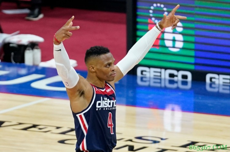 威少：命中投篮使得我发挥出色 胜利归功于主教练