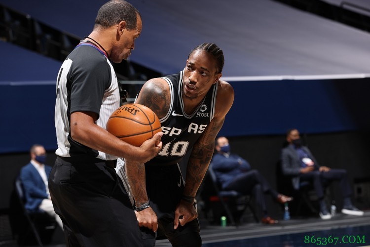 德罗赞谈高效表现:抓住每个机会 让队友们参与其中