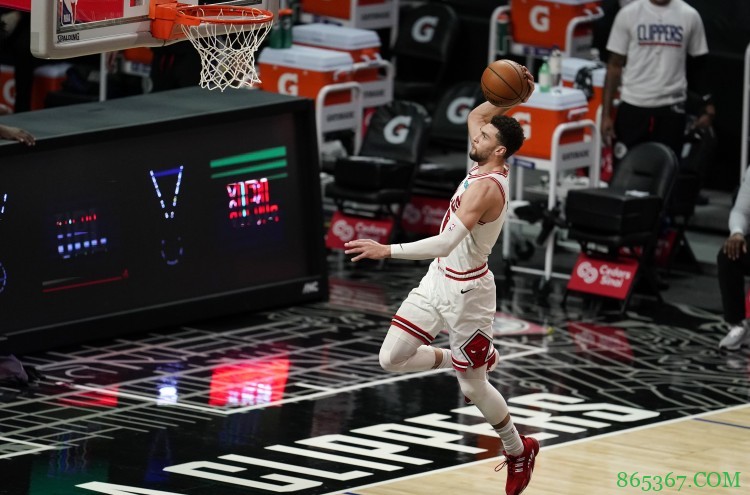 比尔：拉文是全明星球员 我一定会给他投票