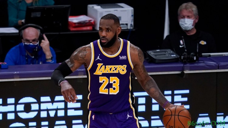 詹姆斯有望4次单赛季打出25+7+7且胜率75+% 历史上其他球员0次