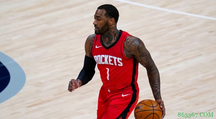 得醒醒啊!沃尔半场6中1仅得2分同时还有5失误