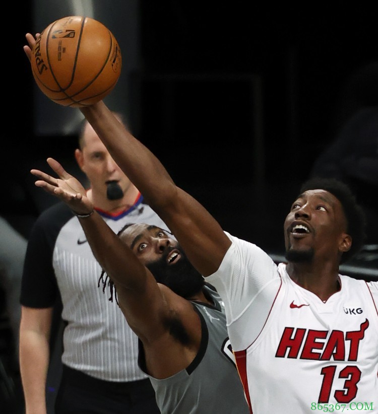 还是老一套？得到哈登后 篮网防挡拆时换防比例大幅提升