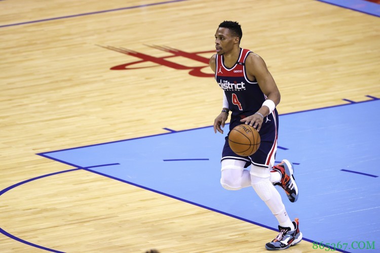 威少5连胜期间仅投9三分 过去5年三分出手不高于3次时胜率超七成