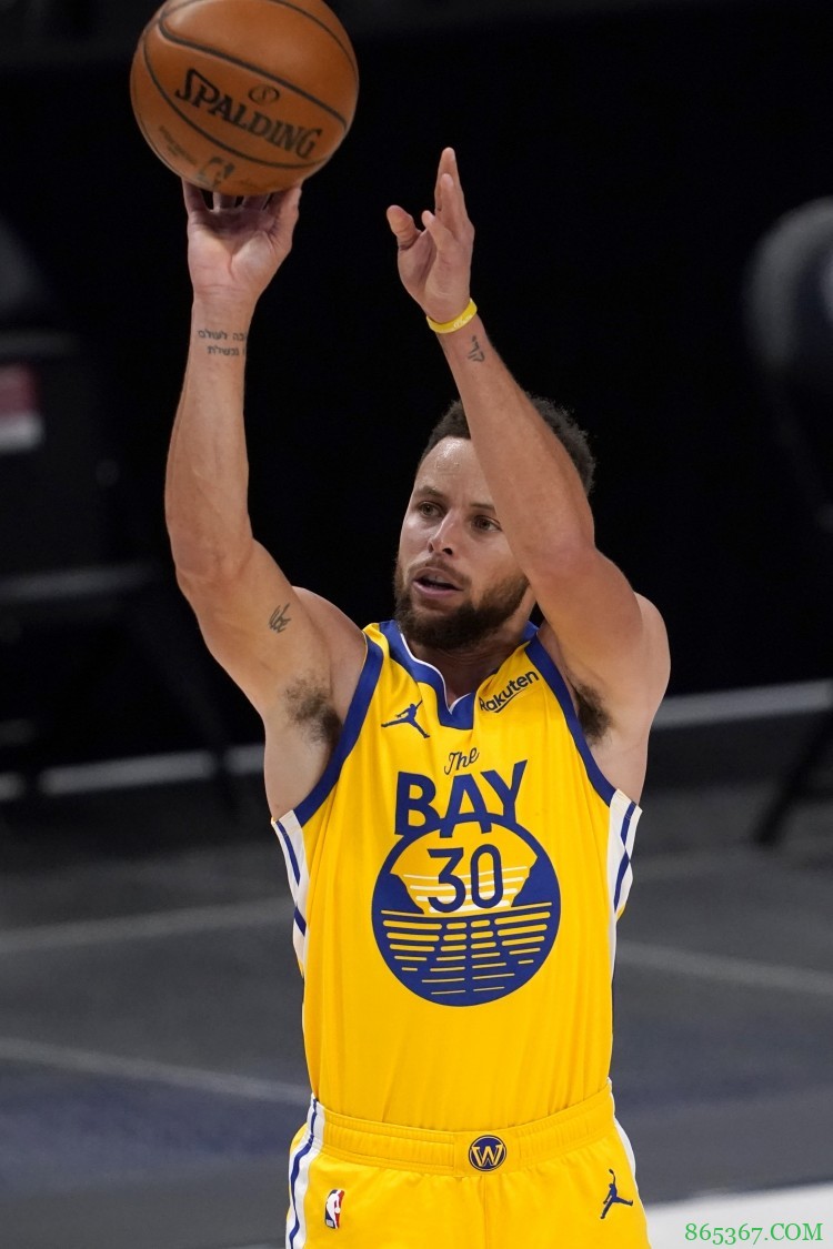 勇士全场仅命中5记三分 追平科尔执教以来最少命中数