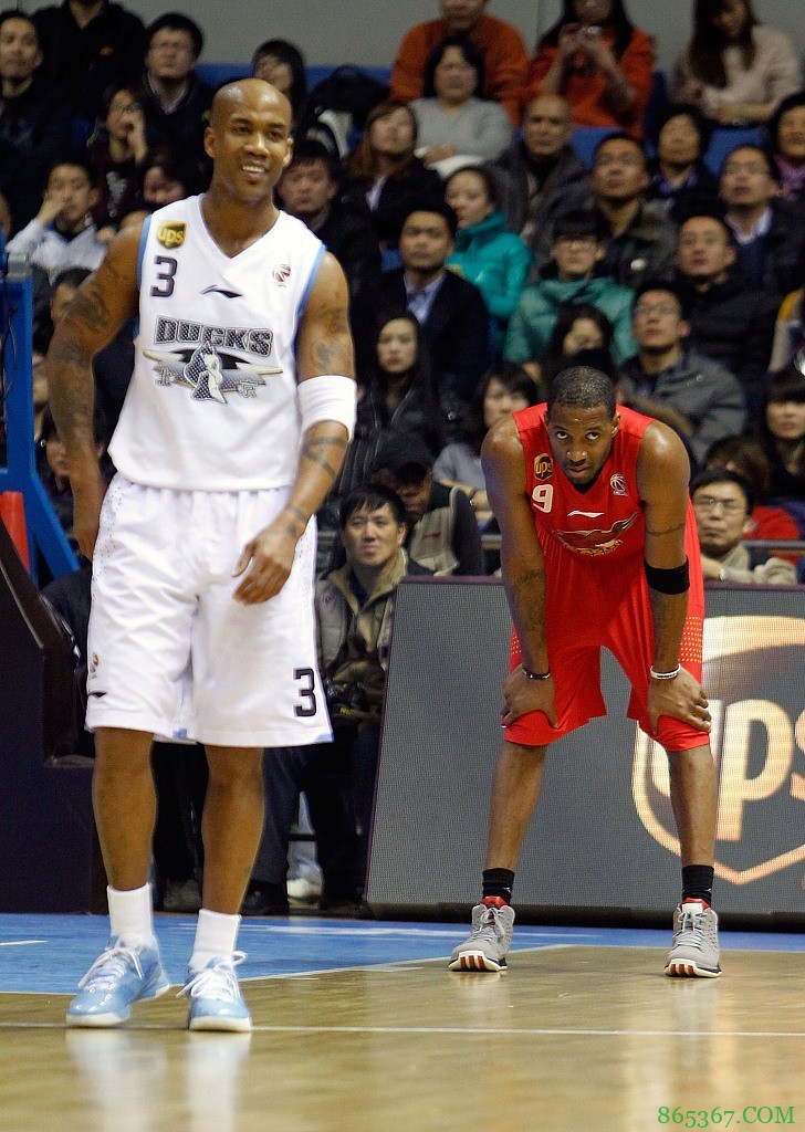 苏群评CBA历史五大外援:积臣、马布里、麦迪、哈德森 第5人空缺