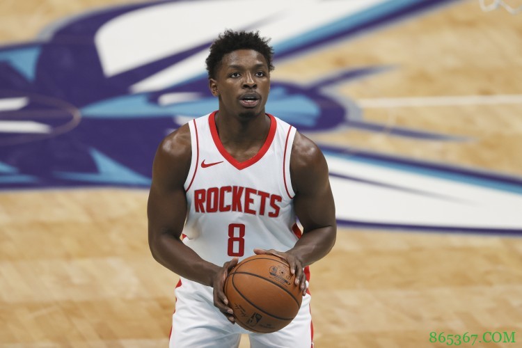 泰特谈之前和哈登发生冲突：这就是篮球 球场上这种事太普通了