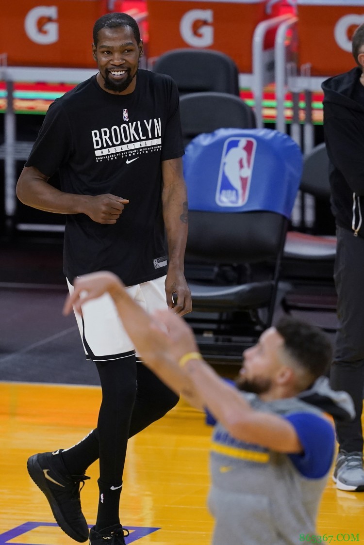 科尔:哈登掌控了整场比赛 欢迎KD回来&他为我们付出了一切