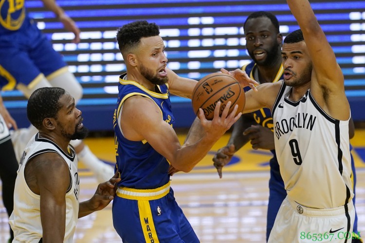 偏科严重~ 库里两分8中8 三分9中2空砍27分3板5助