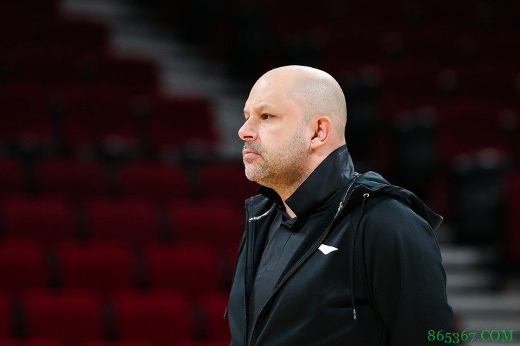 宋翔：北京队结束假期恢复训练 雅尼斯正式带队训练