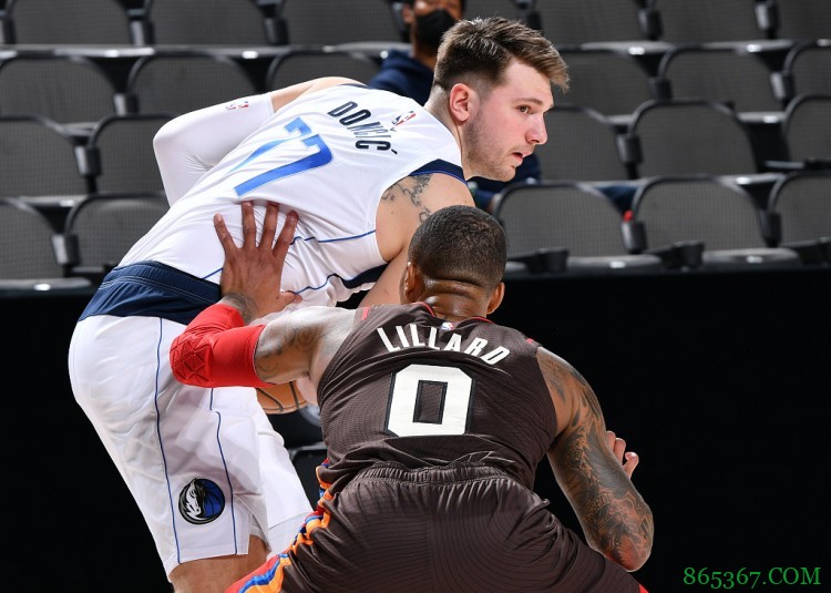 利拉德34+11 东契奇44+7+9 开拓者险胜独行侠取得4连胜