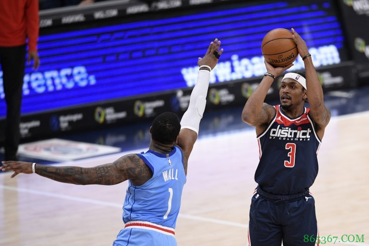 比尔:余下生涯都期待和沃尔竞争 这可能听起来有点疯狂