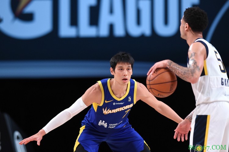 林书豪27+6+7+2断+2帽联手普尔37分 圣克鲁兹勇士拿到第3胜