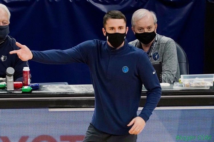 罗萨斯：解雇小桑是艰难的决定 但这符合球队短期和长远目标