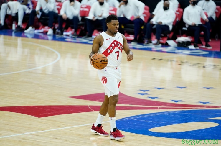 美记:76人仍在寻求大动作来增加夺冠几率 洛瑞值得关注