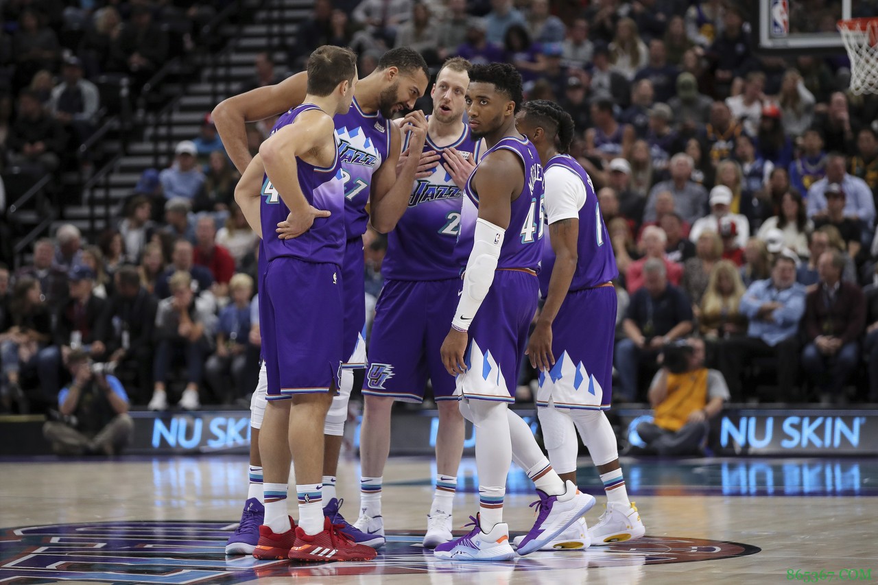 爵士过去20战17场赢对手两位数 NBA历史首队