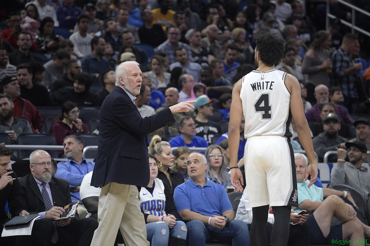 圣城媒体:波波维奇不在乎能否进季后 但球员都想证明自己