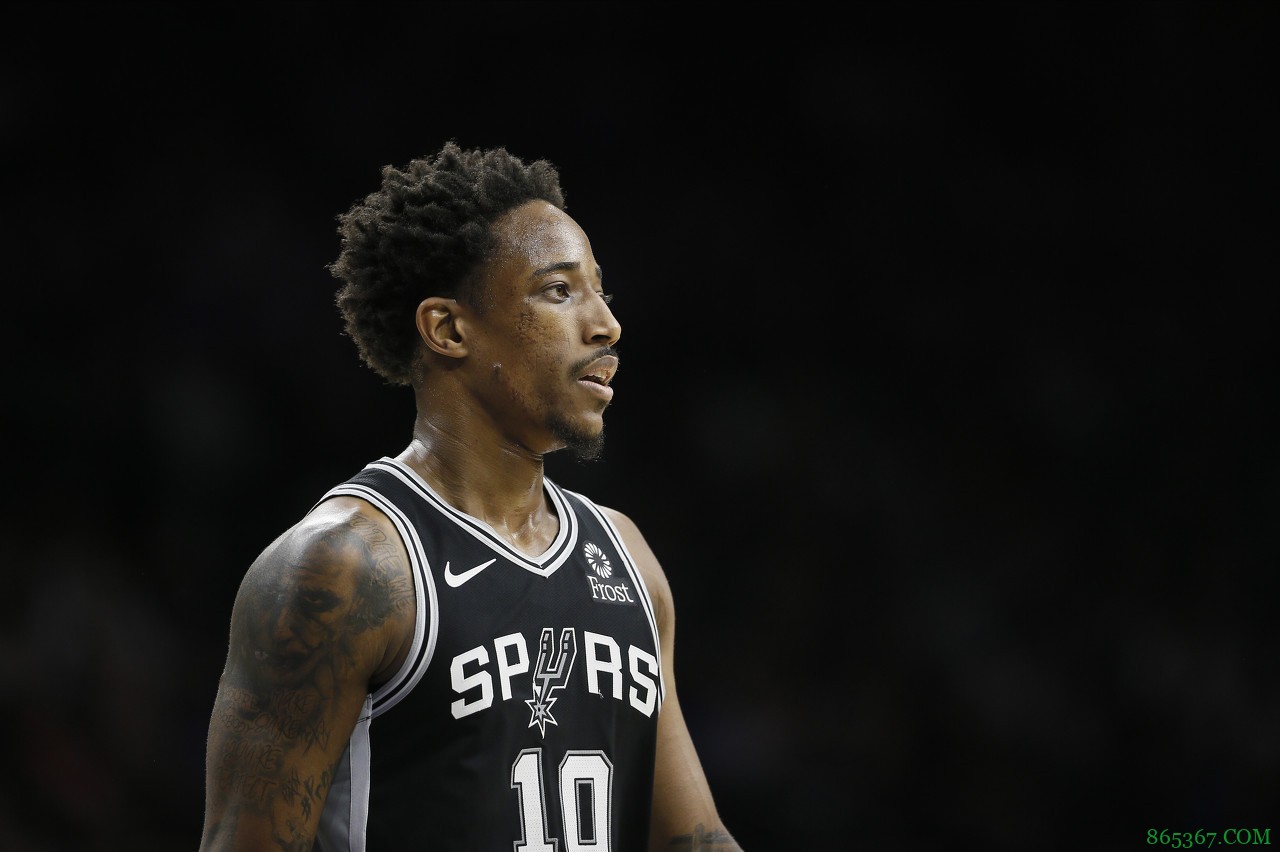 德罗赞单场30分10助攻 马刺过去30年仅他和托尼-帕克做到这一点