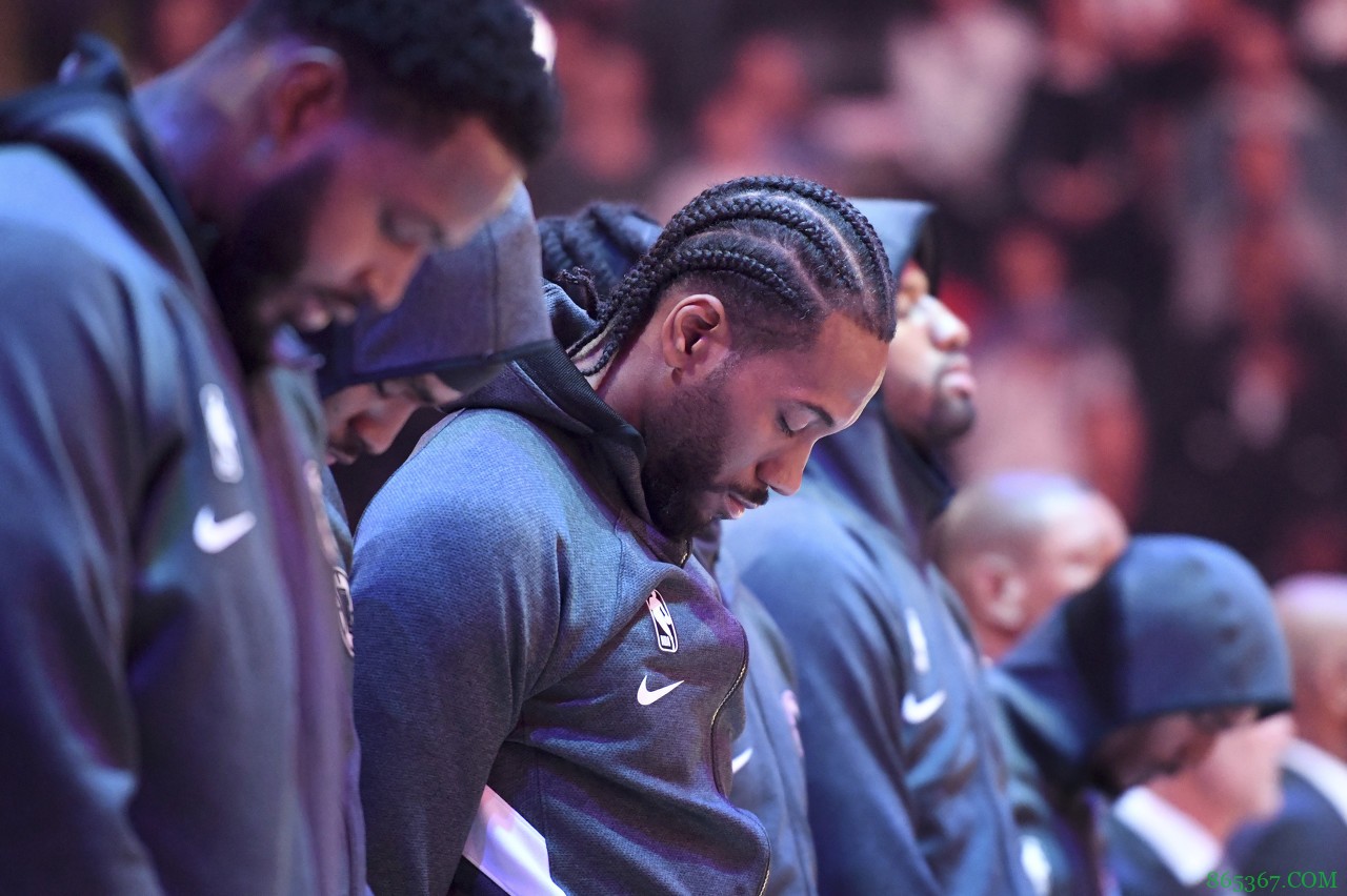 冷血杀手卡哇伊!快船随队记者吐槽小卡采访一言不发