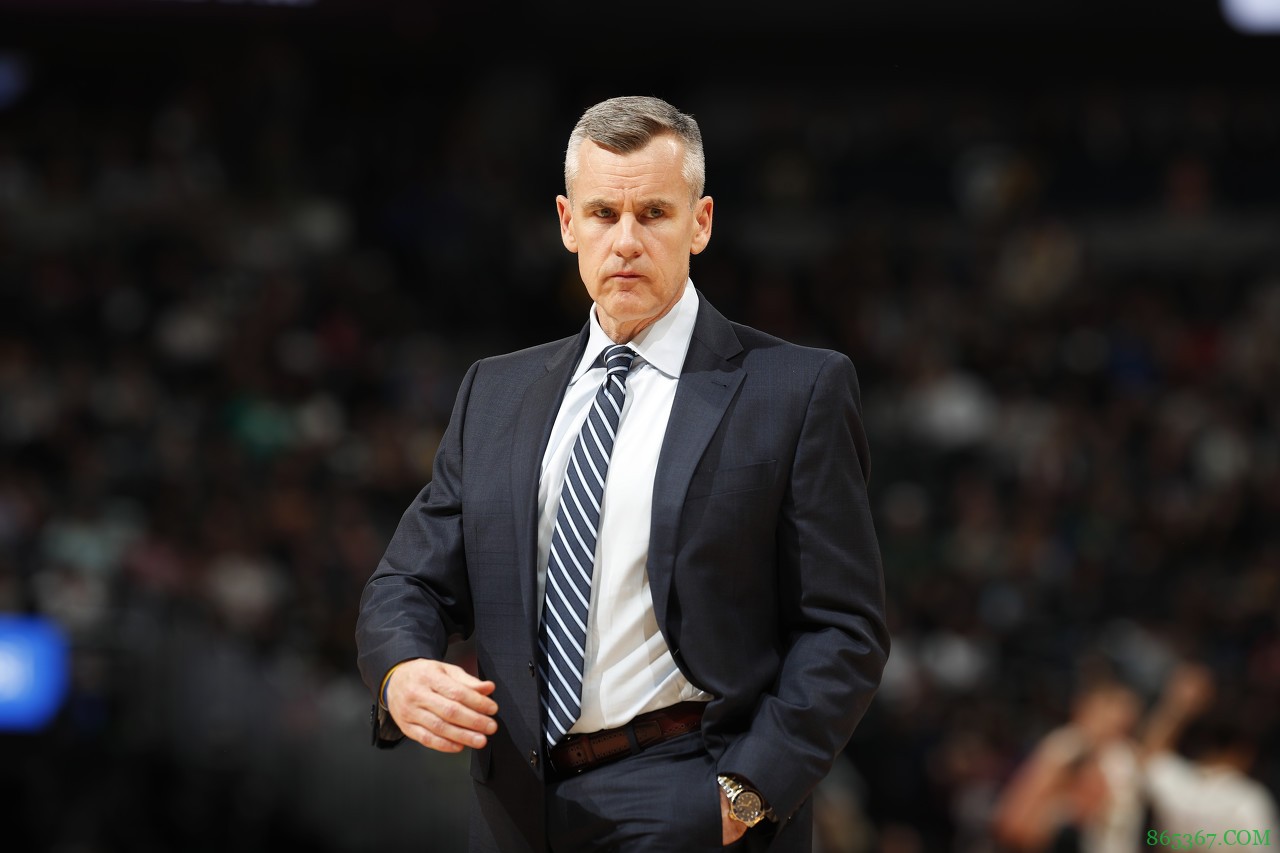 多诺万：球队在防恩比德的时候犯了许多错误