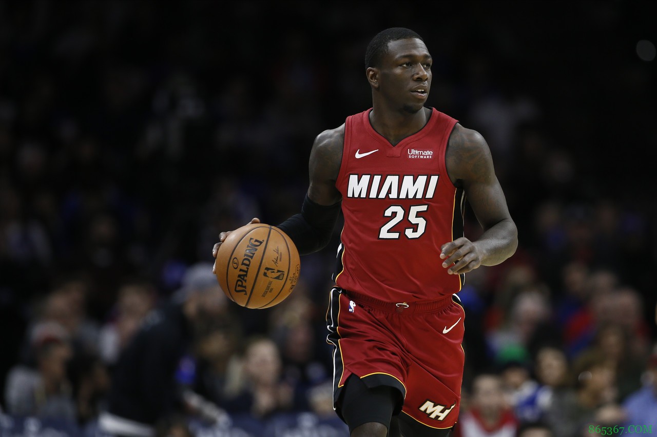 状态火热！纳恩首节7投6中砍下15分3板