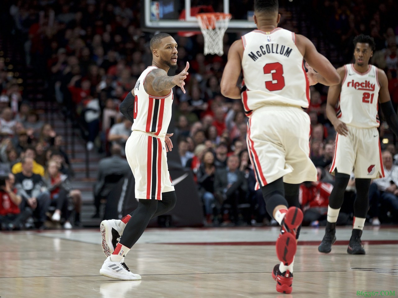 【分析】22支复赛队伍最新实力榜：雄鹿榜首&湖人第三