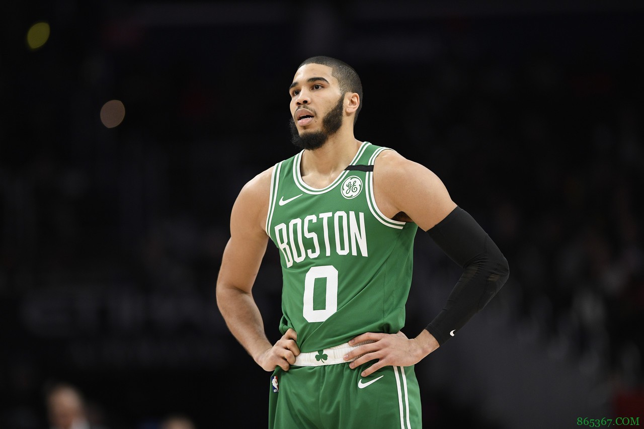 表现糟糕 塔图姆14投3中仅得6分