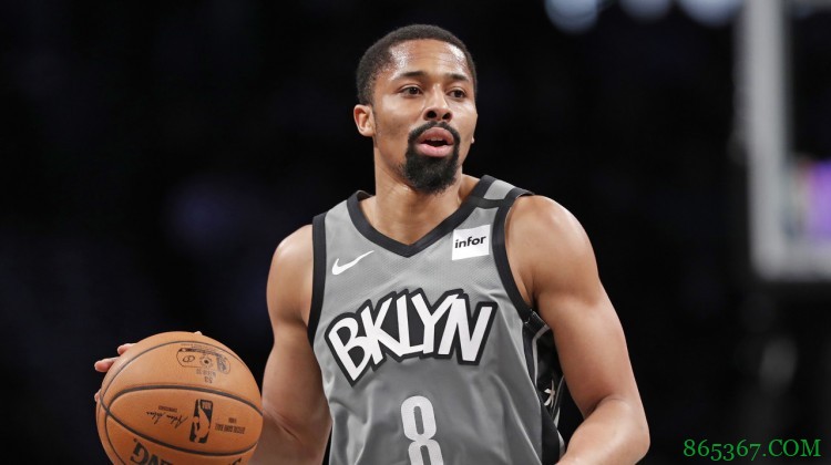 讨论|七位竞争力球队应考虑交易的球员：鲍尔&塔克&雷迪克在列