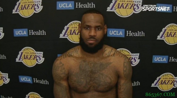 詹姆斯：让球队在攻防两端变得更好是我的责任