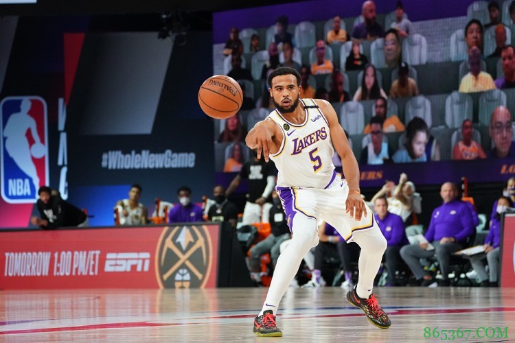 专访|霍顿-塔克:我是罗斯死忠粉 得到LBJ这种巨星的指导像开挂