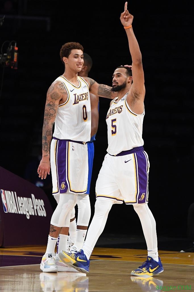 专访|霍顿-塔克:我是罗斯死忠粉 得到LBJ这种巨星的指导像开挂