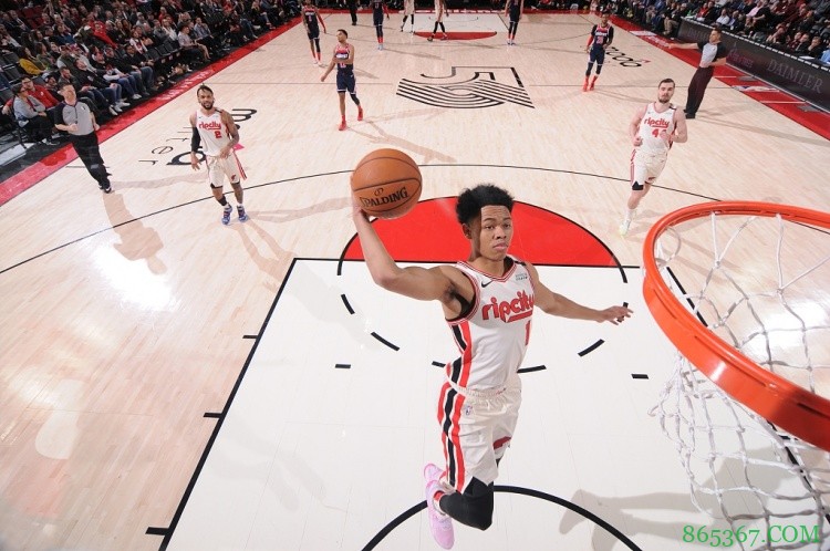 名记：安芬尼-西蒙斯&卡修斯-斯坦利预计将参加扣篮大赛