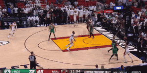 【大发扑克】整活大师！斯玛特空篮补丢+快攻绕腰空篮抛丢?