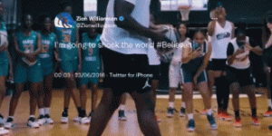 【大发体育】?每日一扣！锡安几乎无助跑完成空中大回环换手抡扣