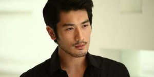 【大发在线扑克】高以翔女友谈交新男友，分享墓园祭拜照片似乎已走出阴影，大发助力你的致富之路！