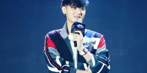 【大发在线扑克】寂寞男孩黄子韬线上直播，高喊恋爱宣言网友大赞太真实，大发助力你的致富之路！