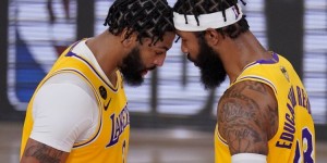 <?php the_title(); ?>