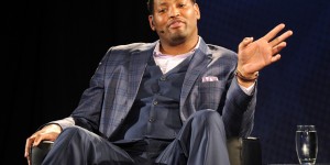 【大发扑克】霍里：虽然我七次夺冠但没得到应有尊重 我虽是配角但非常重要