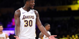 【大发扑克】詹姆斯承诺加盟湖人当天 兰德尔就向球队申请成为非限制自由球员