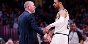 【大发扑克】马龙：今晚我们大部分球员都很拼 穆雷不该有9个失误