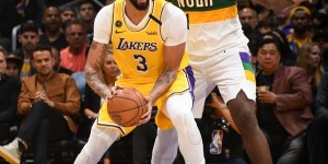 <?php the_title(); ?>