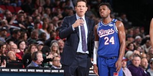 【大发扑克】沃顿：字母哥今晚在罚球线的表现就像史蒂夫-纳什