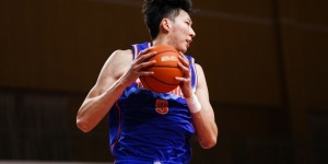 【大发扑克】周琦深情表白妻子：婚姻相守不易 我一定竭尽全力 对家庭对你