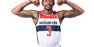 【大发扑克】扬眉吐气！比尔今年获得的球迷选票超过了此前生涯总和