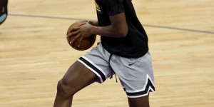 <?php the_title(); ?>