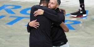 【大发扑克】杜兰特：篮筐对库里来说就像大海 我很期待明天与他们的对决