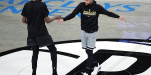 <?php the_title(); ?>