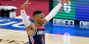 【大发扑克】威少：命中投篮使得我发挥出色 胜利归功于主教练