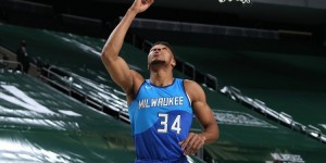 【大发扑克】字母哥单场24次罚球 创生涯新高